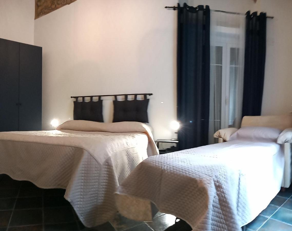 Locazione Breve In Pieno Centro "Blue House" Apartment Palermo Exterior photo