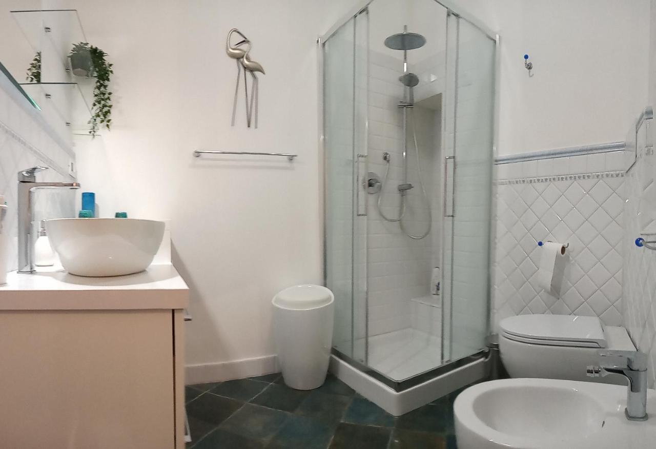 Locazione Breve In Pieno Centro "Blue House" Apartment Palermo Exterior photo