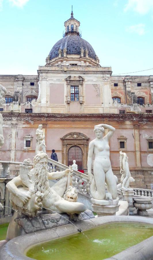 Locazione Breve In Pieno Centro "Blue House" Apartment Palermo Exterior photo